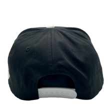 Load image into Gallery viewer, Gorra Negra Lifestyle S.C.M.T.
