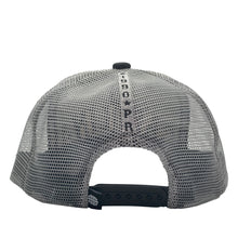 Load image into Gallery viewer, Gorra Gris Trucker Hat Carolina 1990
