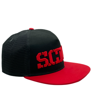 Gorra Negra y Roja Trucker Hat S.C.M.T.